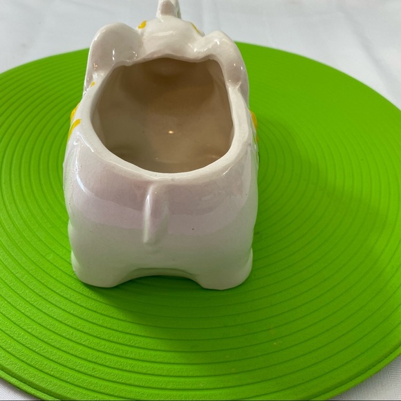 Elephant planter vintage. Made in Japan. Trunk up for good luck! - Picture 4 of 6